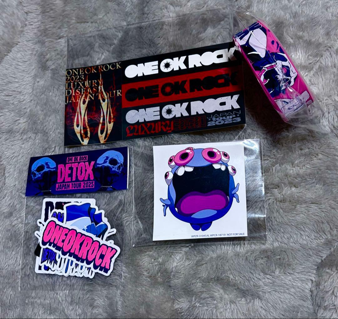 one ok rock 2025 detox ステッカー　ラバーバンド　Tシャツ