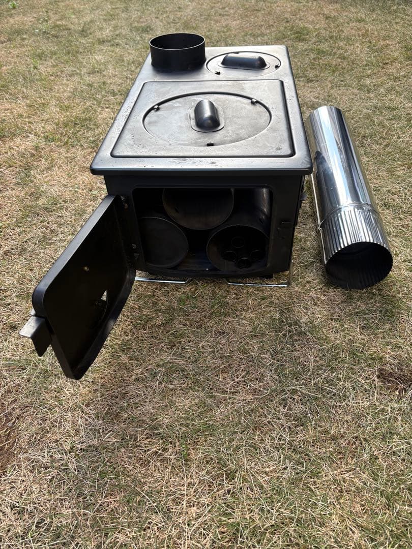 薪ストーブ　　キャプテンスタッグ