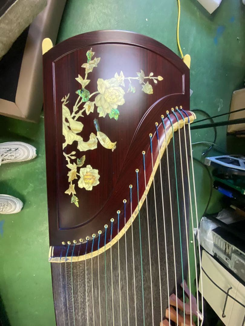 花と鳥の装飾 13弦 筝