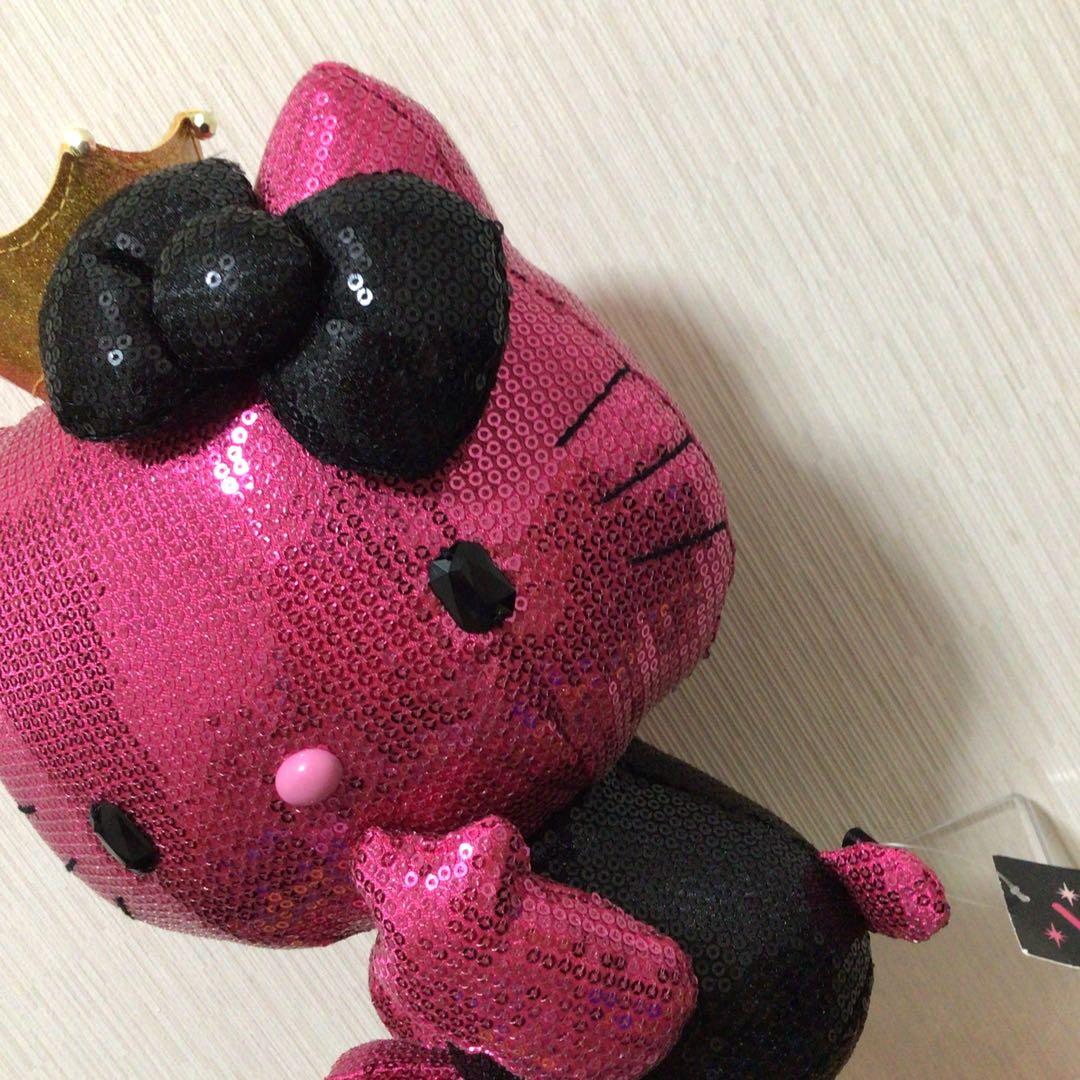 ハローキティ　Vivitix ぬいぐるみ　スパンコール　ピンク