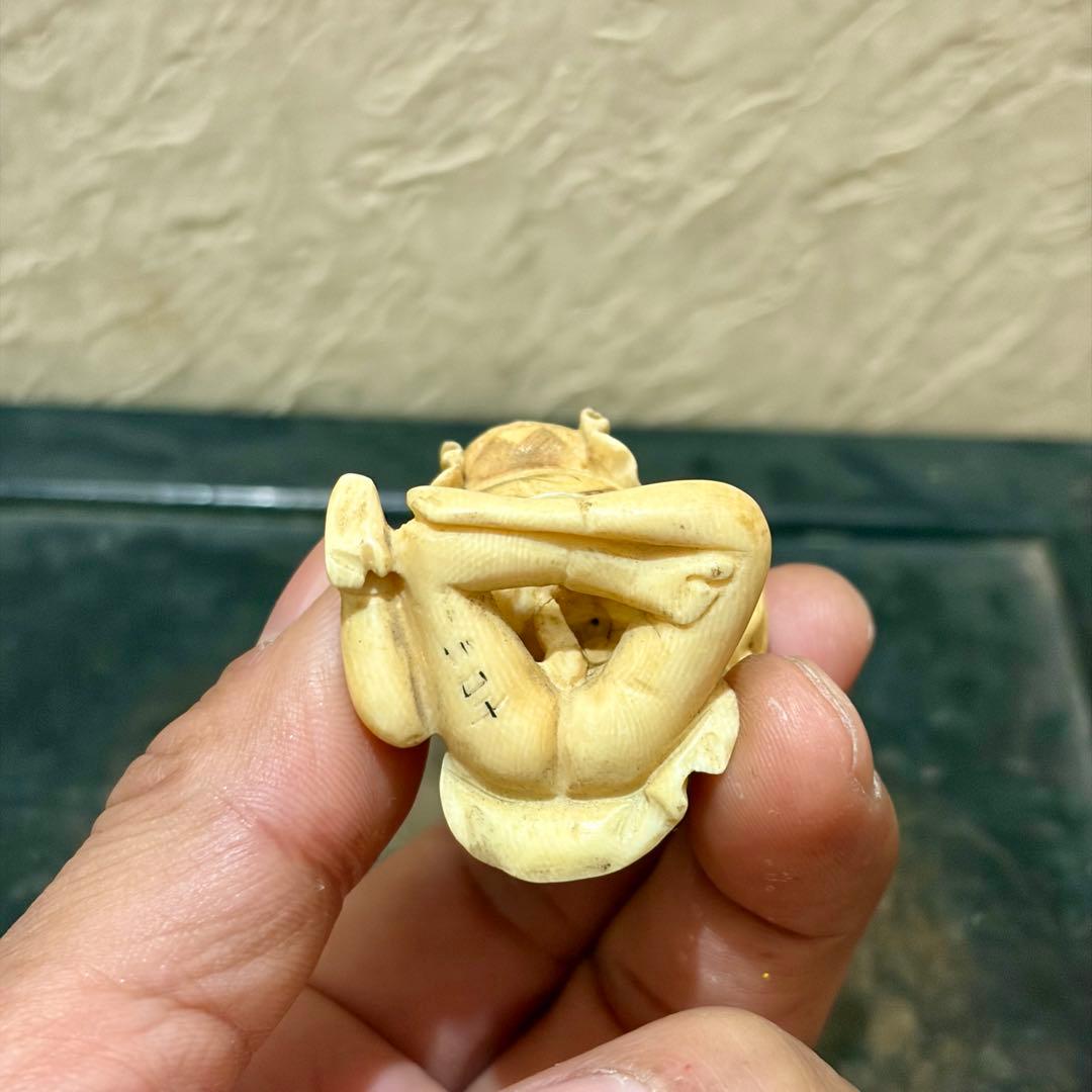 根付　春画　時代物　天然素材　アンティーク　骨董　古美術　レトロ　盆栽　真柏　松