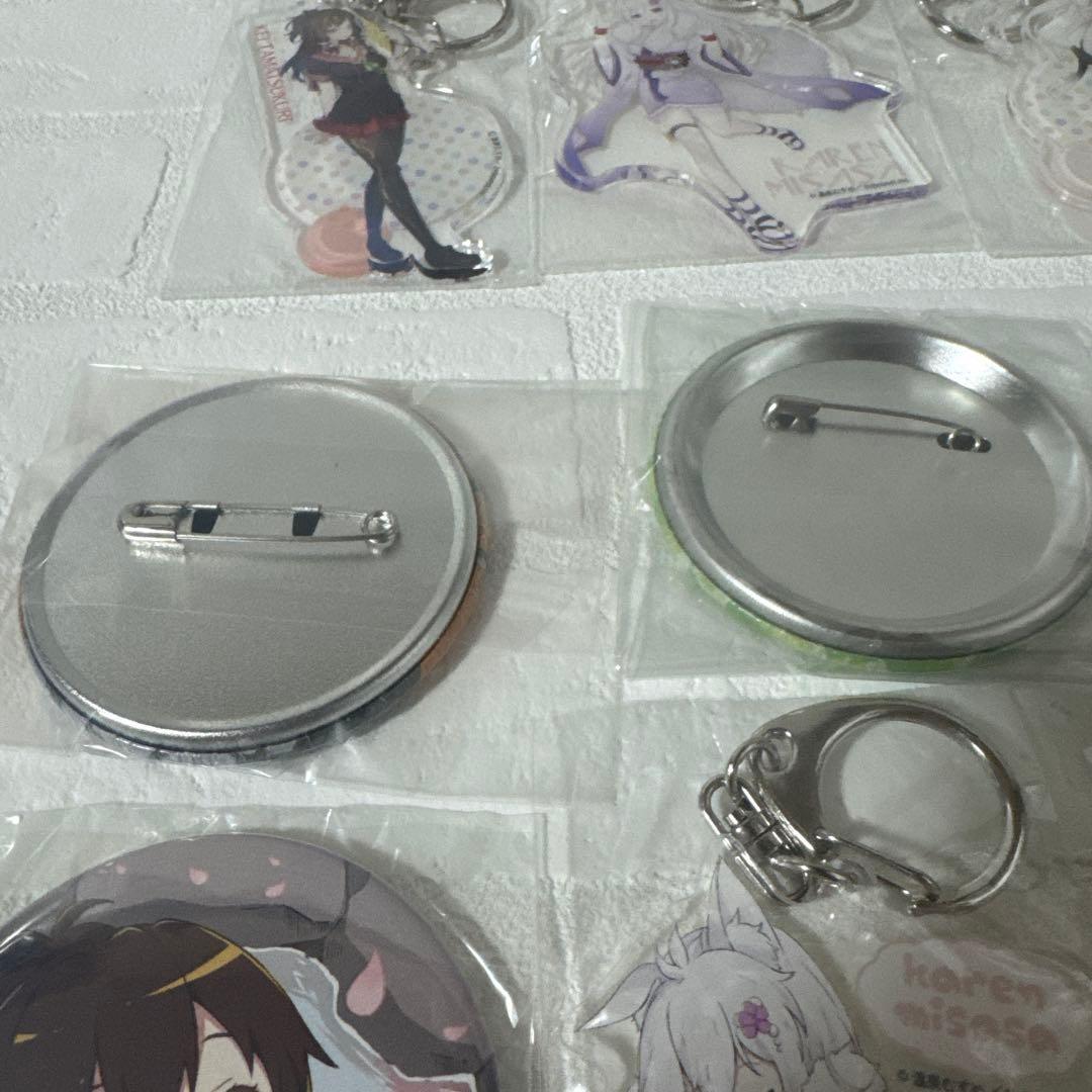 温泉むすめ　グッズまとめ売り　缶バッジ　アクリルキーホルダー