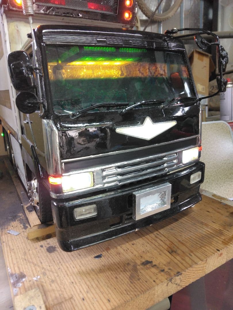 1/14ラジコン、トラック、ムネトラ模型、3期型グレートキャビン。配線済み