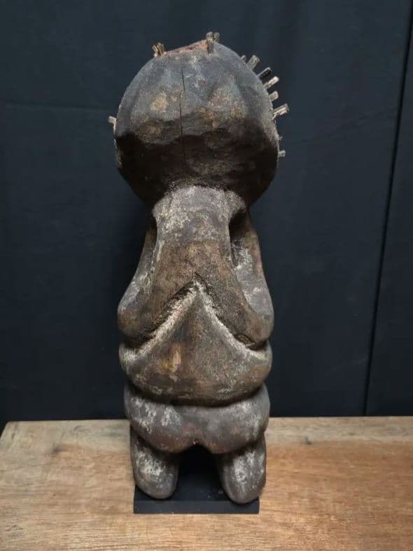 横*山様 自立難マンビラ族彫像カメルーン　アフリカプリミティブアートアフリカンア