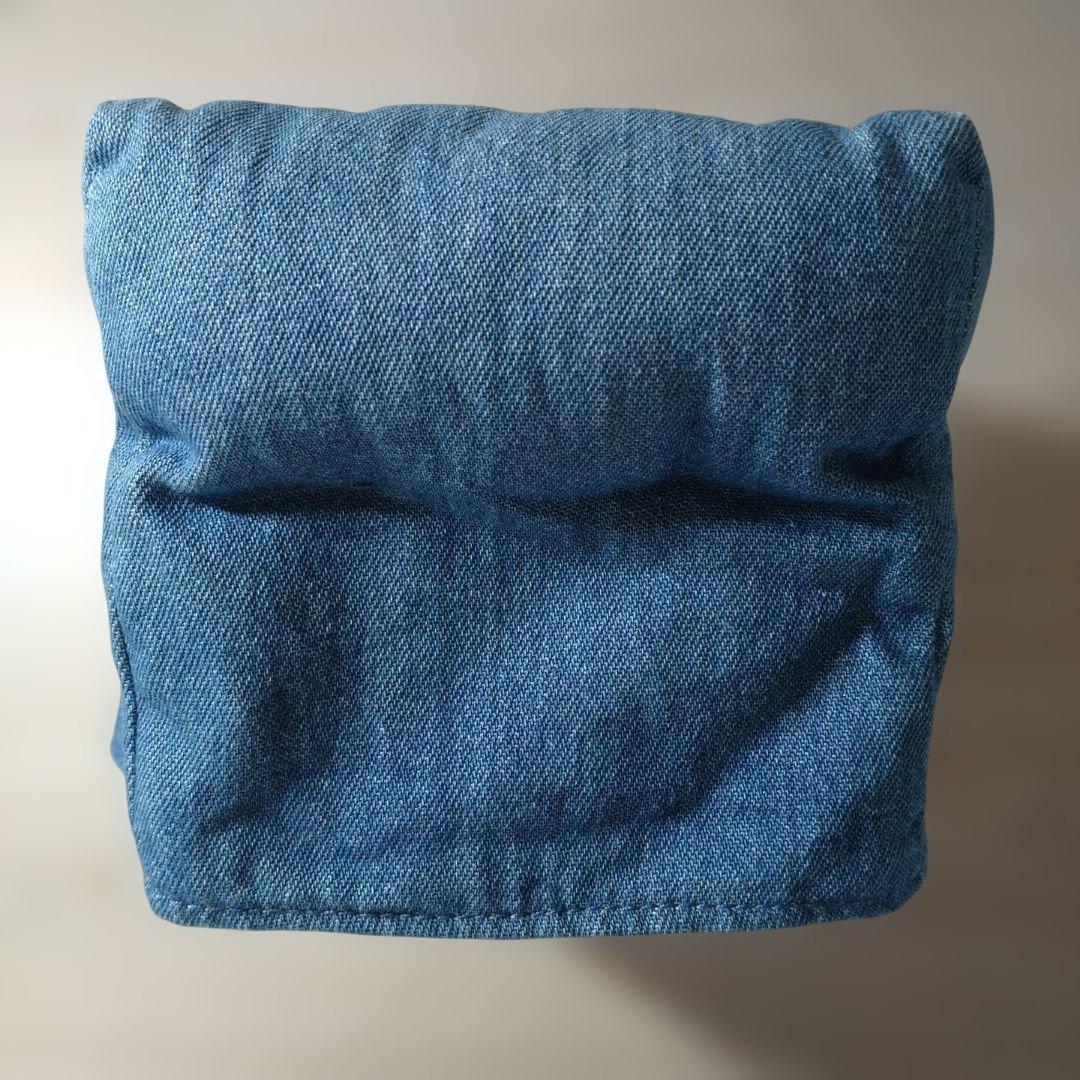 ハローキティ　マスコット付きティッシュカバー　Vivitix