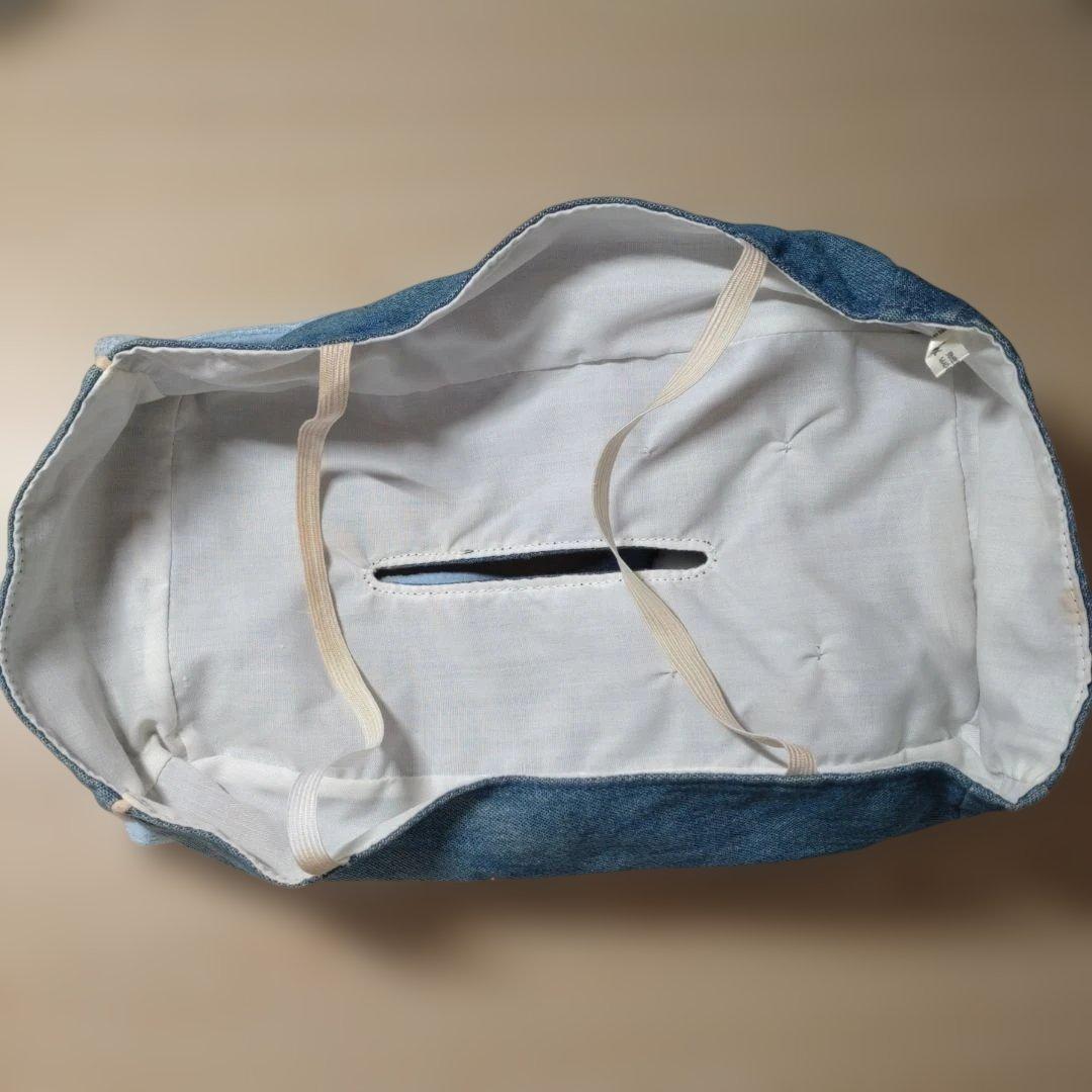 ハローキティ　マスコット付きティッシュカバー　Vivitix