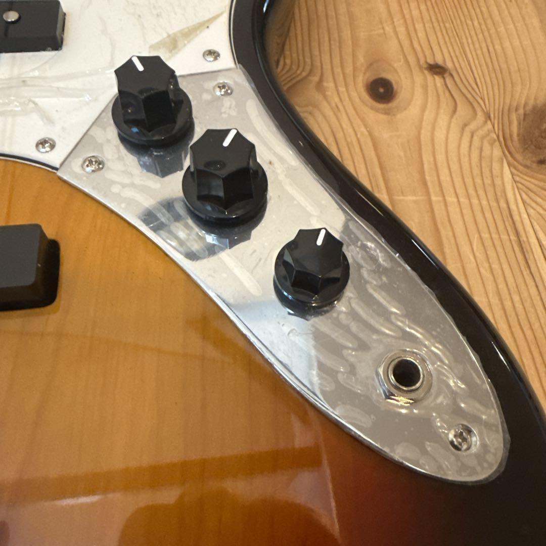 Bacchus ベース UNIVERSE サンバースト