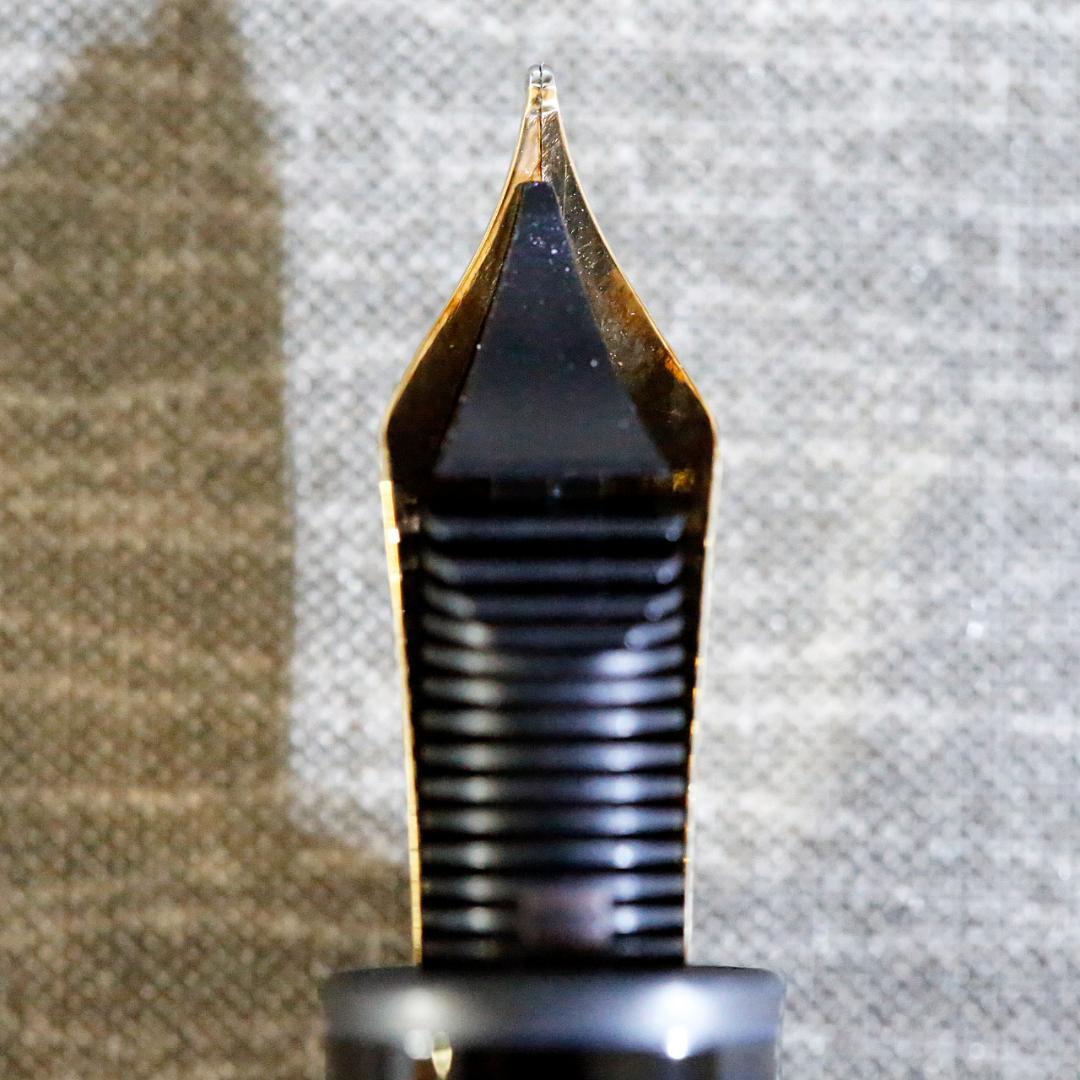 【美品 送料込み】モンブラン 万年筆 １４６ ルグラン マイスター