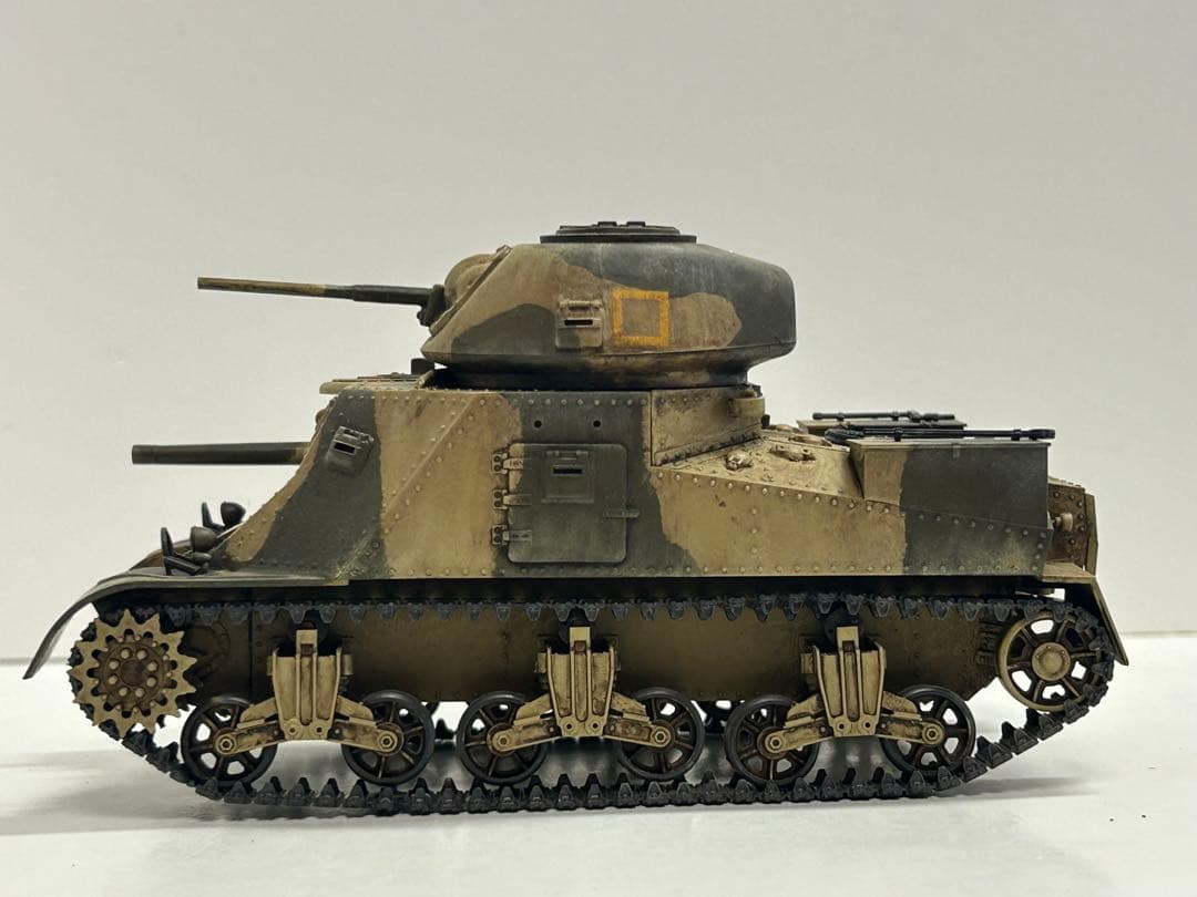 タミヤ　1/35 M3 グラント　戦車　完成品　模型　プラモデル