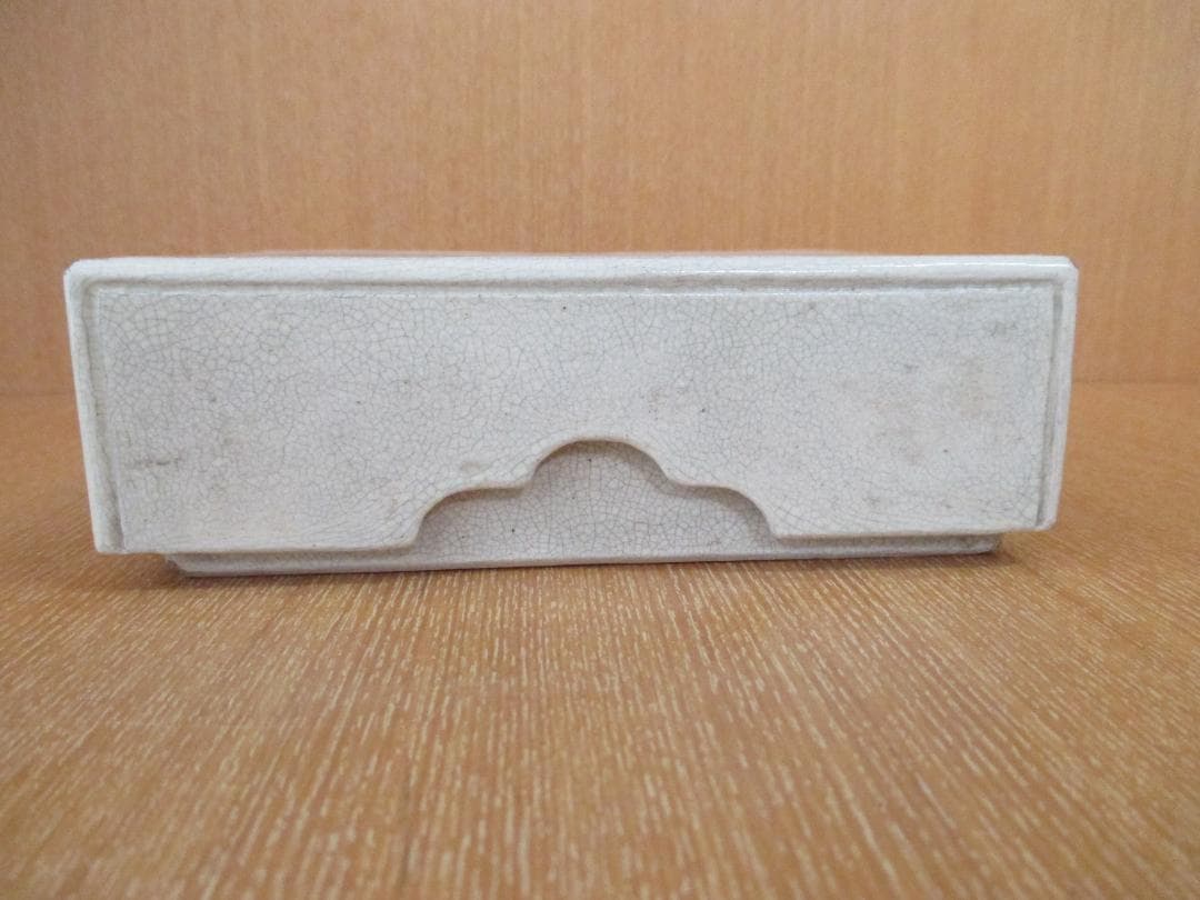 陶器製箱　菊の御紋　印銘あり　123