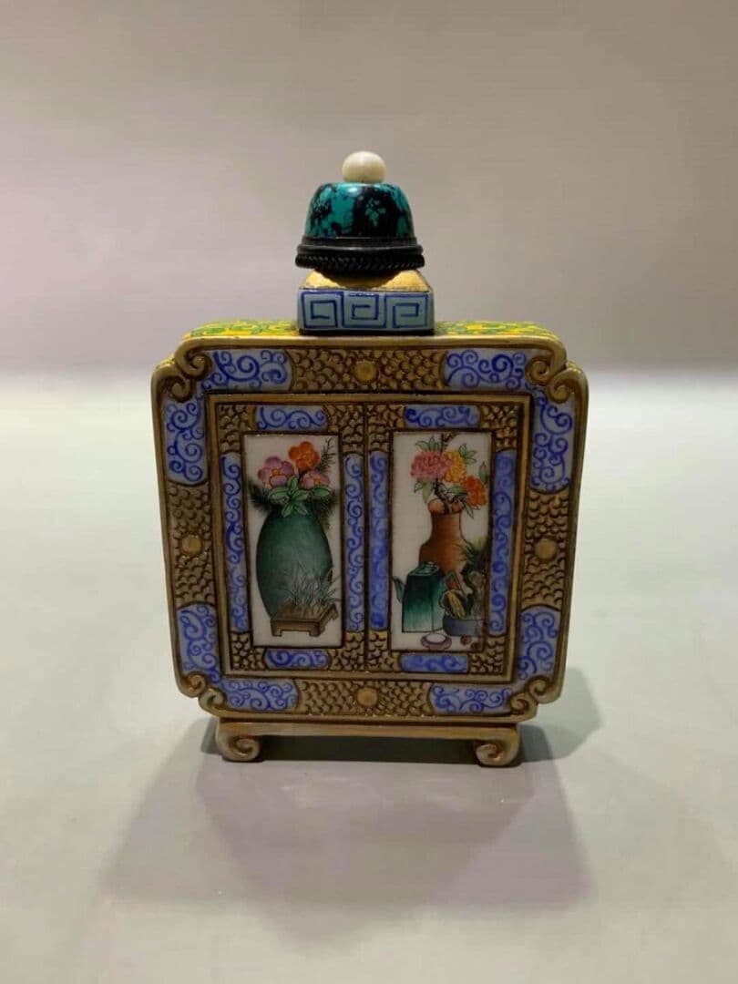 中国料器 清時代 大清乾隆年製 鼻烟壺 大清乾隆年制款 中国古玩 陶瓷器 陶磁器