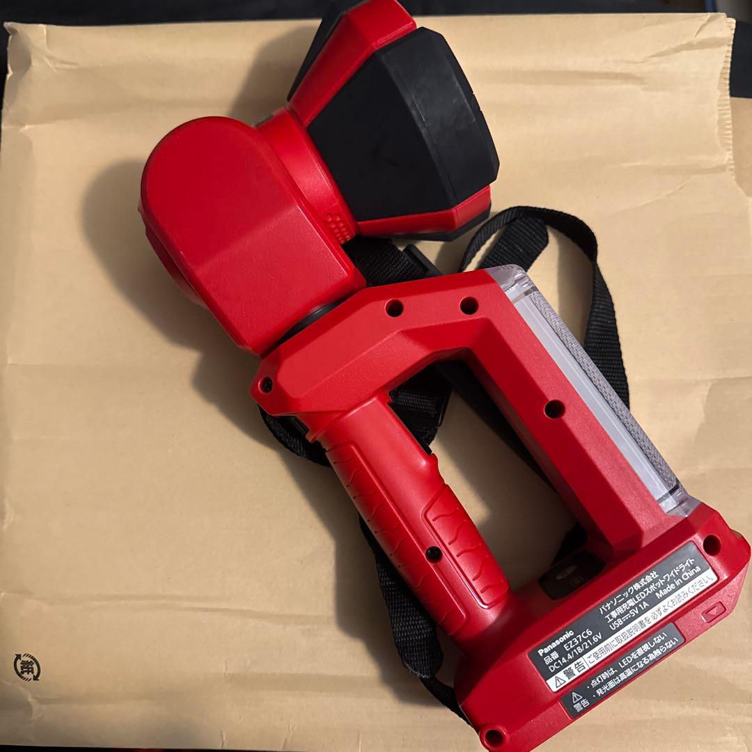 Panasonic 充電スポットワイドライト　EZ37C6X-R