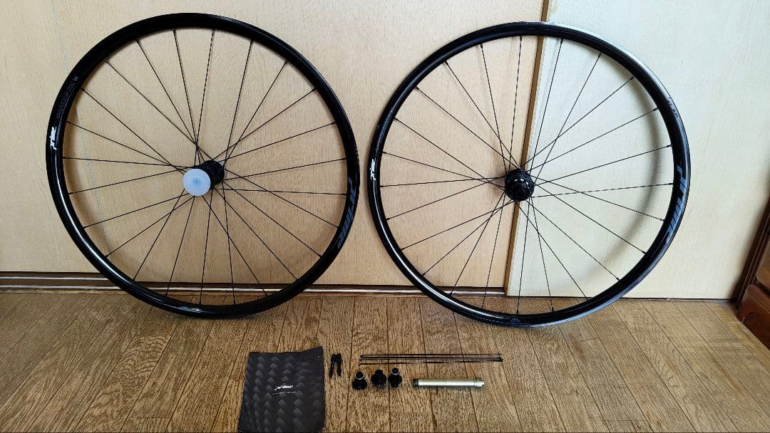 自転車本体 TREK Domane AL4 Gen4 2024