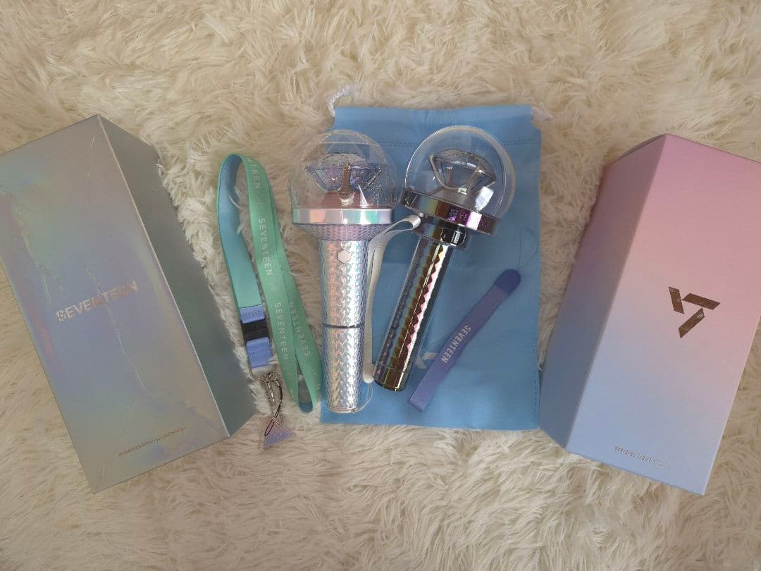 SEVENTEENグッズまとめ売り トレカ、ライトスティック などその他