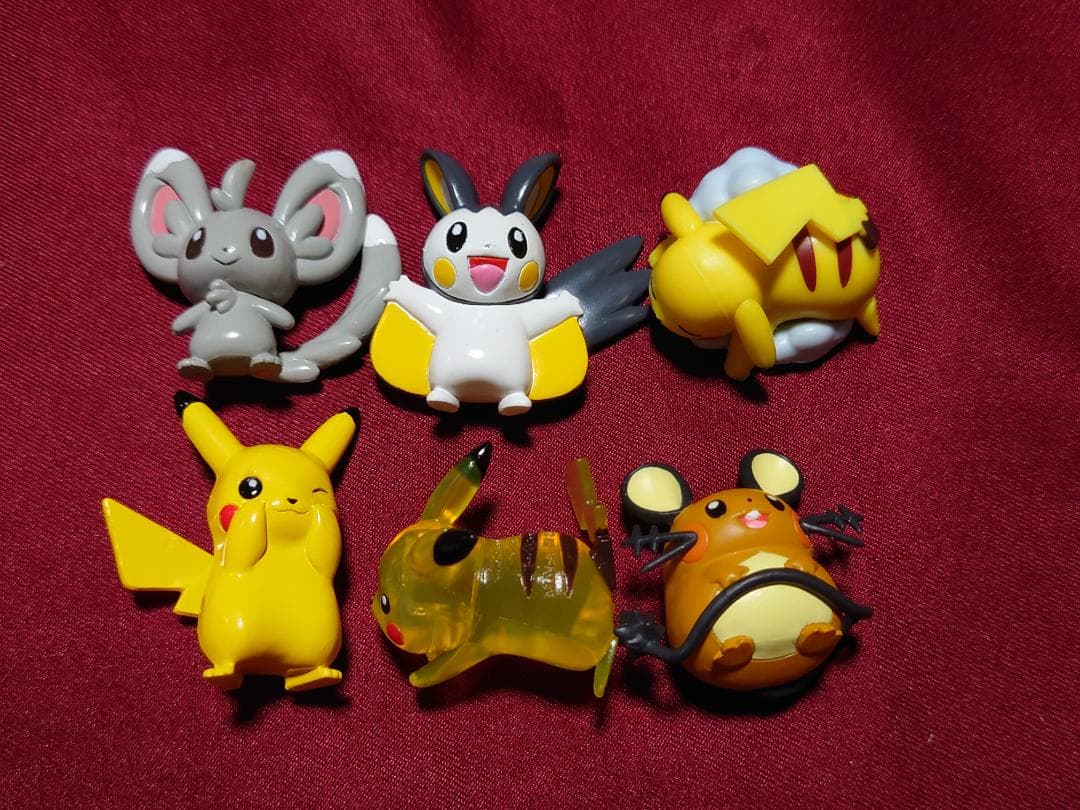 激レア　ポケモン　モンコレ等　まとめ売り　76個