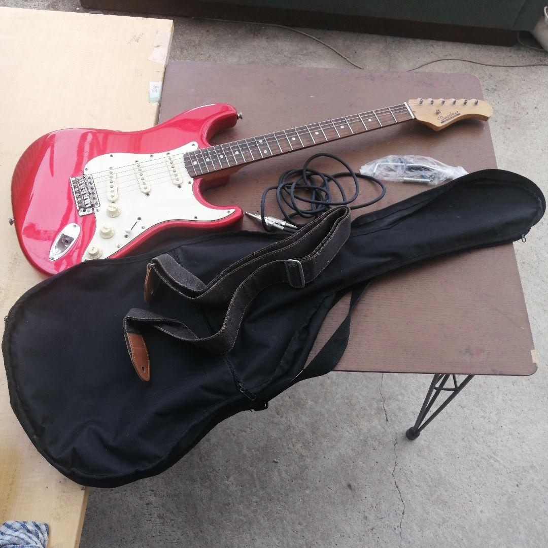 ストラトキャスター Bacchus　備品付き