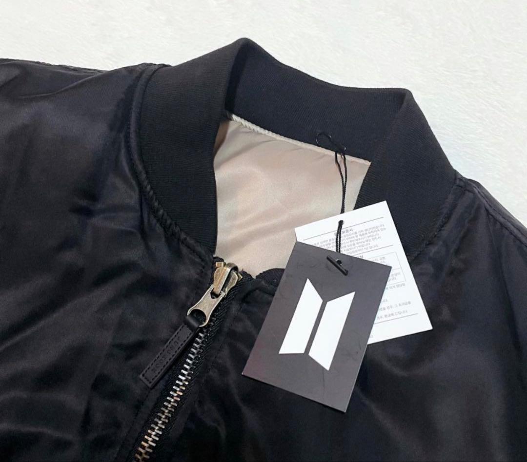 ジョングク GOLDEN グッズOversized Bomber Jacket