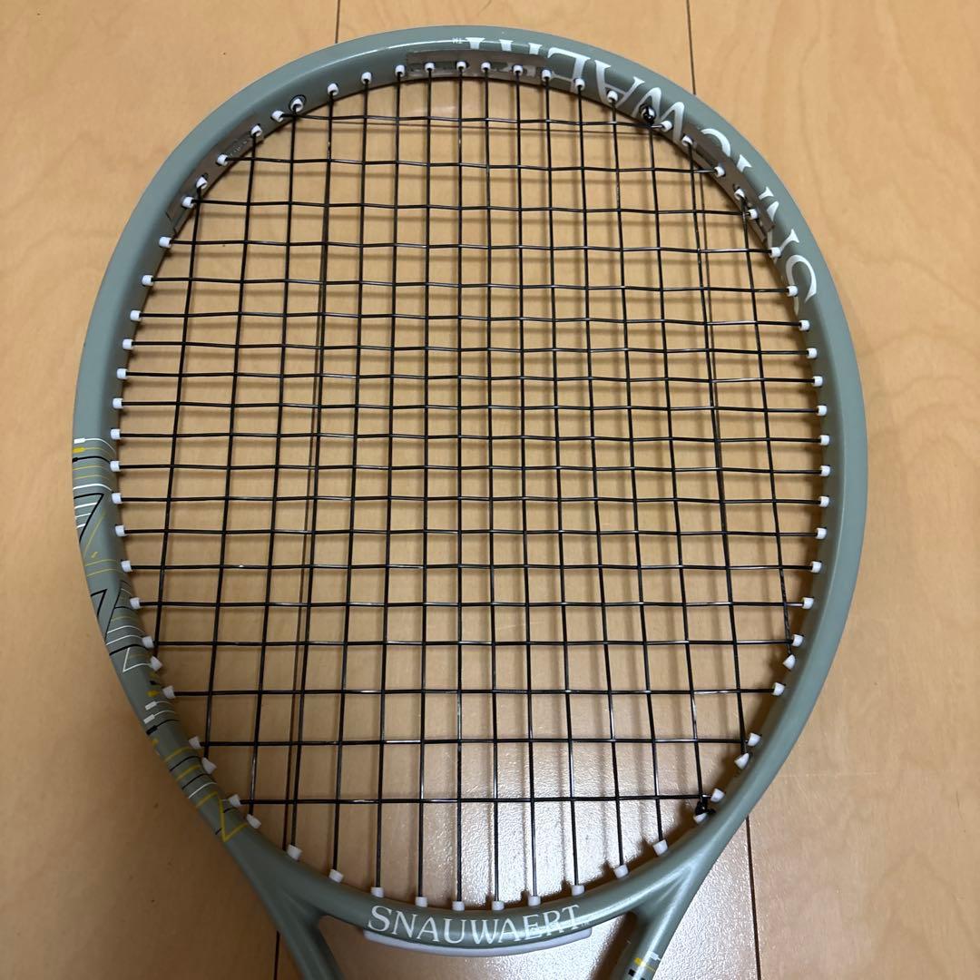 美品　SNAUWAERT HI-TEN 98L テニスラケット