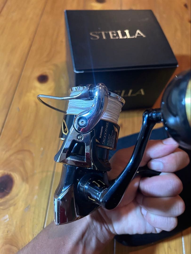 SHIMANO STELLA リール 黒金 収納ケース付き
