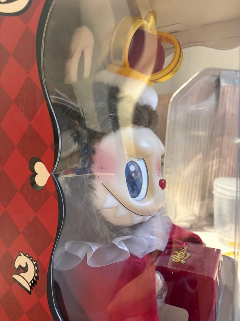 S*〜様 POP MART The Monsters 王冠付きぬいぐるみ