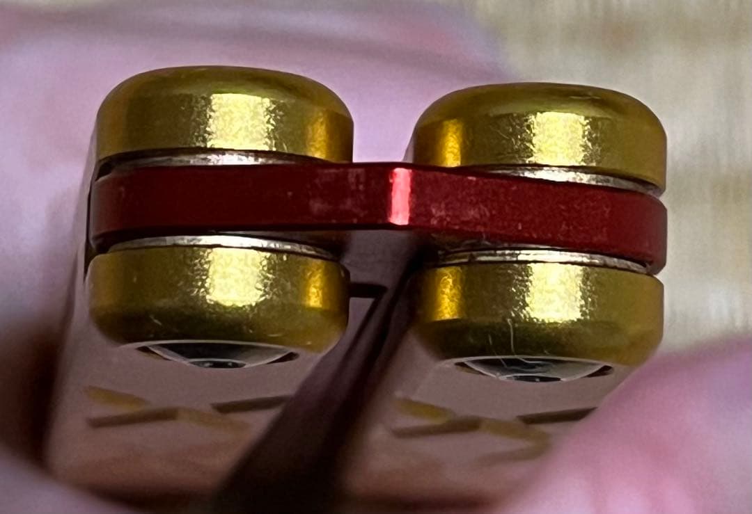 バタフライナイフトレーナー　swordfish clone