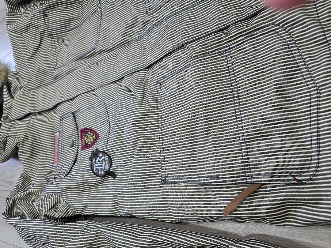 新品未使用　キスマークスキ・ボードーウェアLサイズ