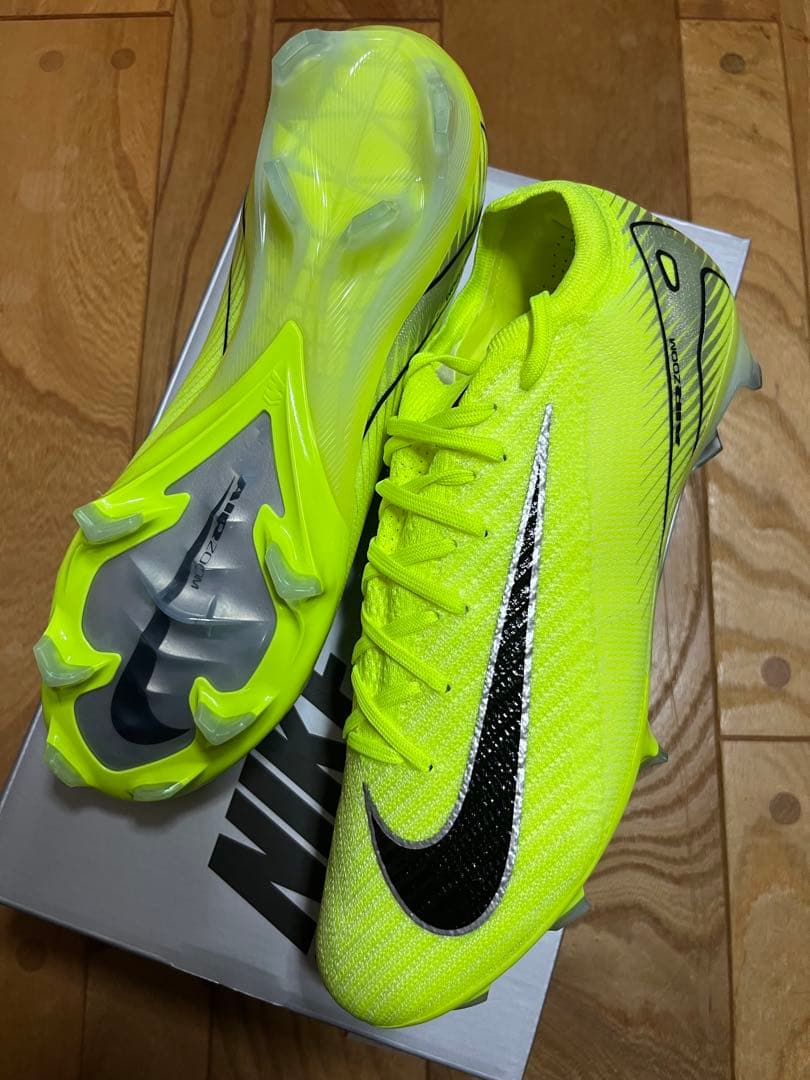新品　大特価　ナイキ　マーキュリアル ヴェイパー 16 エリート FG 26cm