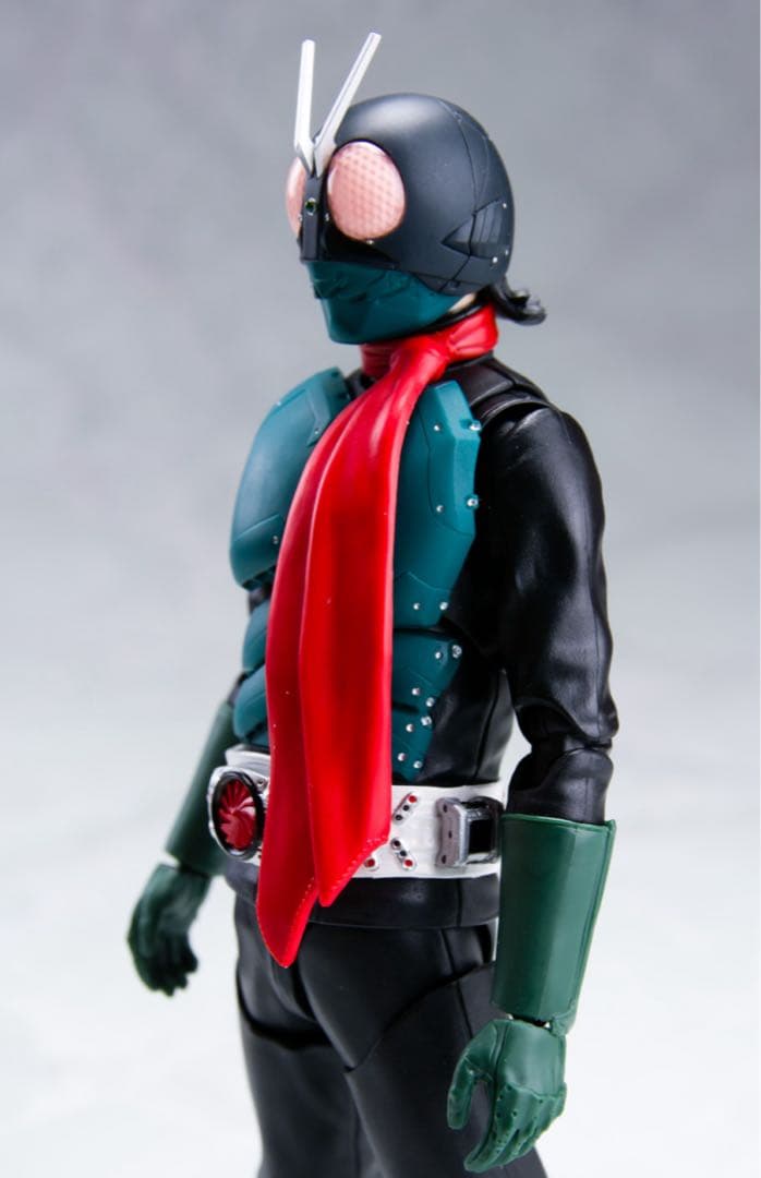 S.H.フィギュアーツ シン仮面ライダー1号&サイクロン号セット
