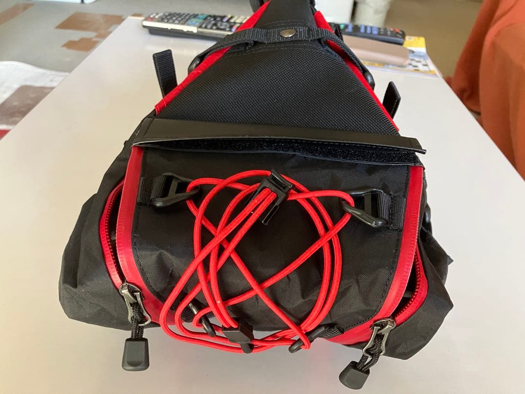 ハンドメイド工房 SUEWサドルバック “Rera Kamuy” 容量10.2L