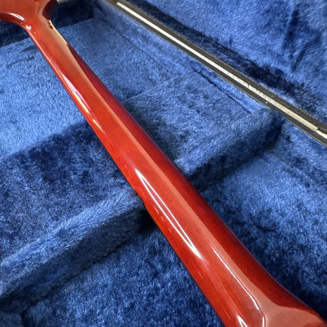 ベース Epiphone Thunderbird IV