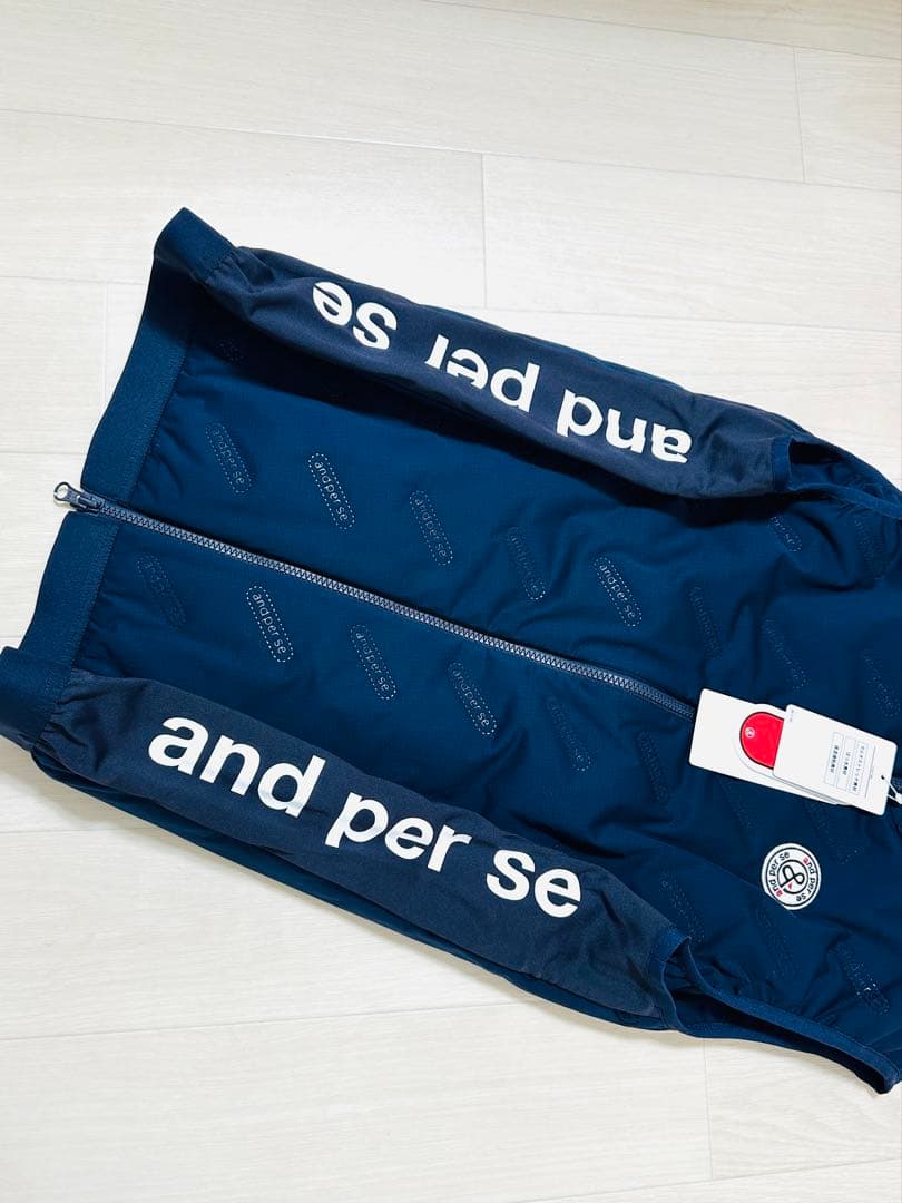 新品◆ アンパスィ ◆ 冬用中綿メンズベスト ◆Mサイズ◆ and per se