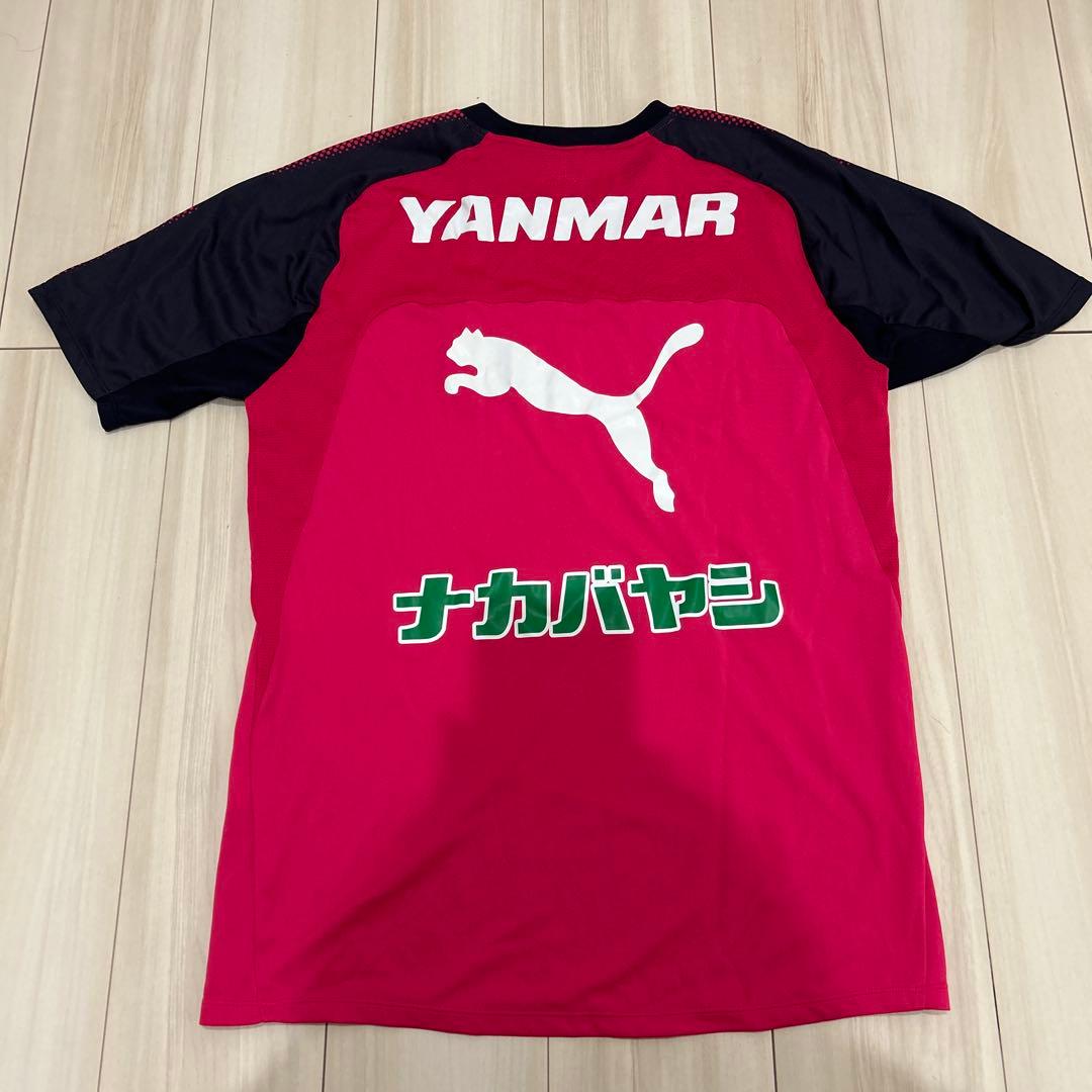 セレッソ大阪トレーニングシャツ　プーマ サイズXL