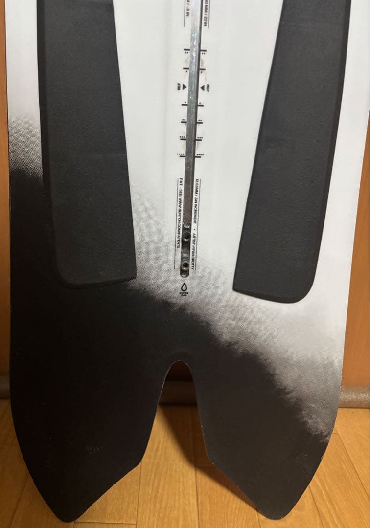 スノーボード Burton Family Tree 3D Channel Surfer 162