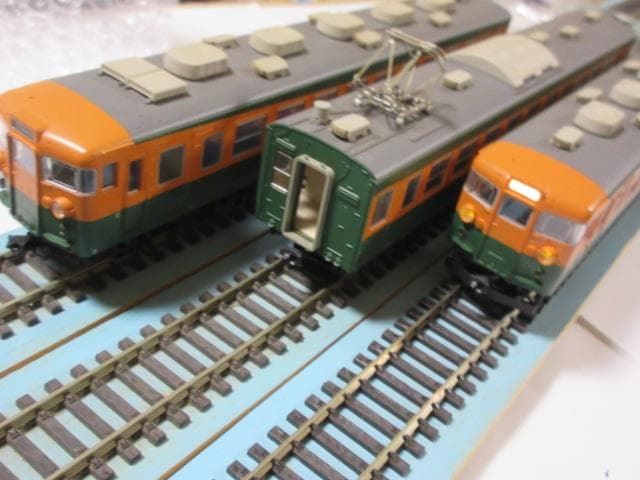 国鉄 急行形 165系電車 3両セット HOゲージ　(プラ製 / KATO製）