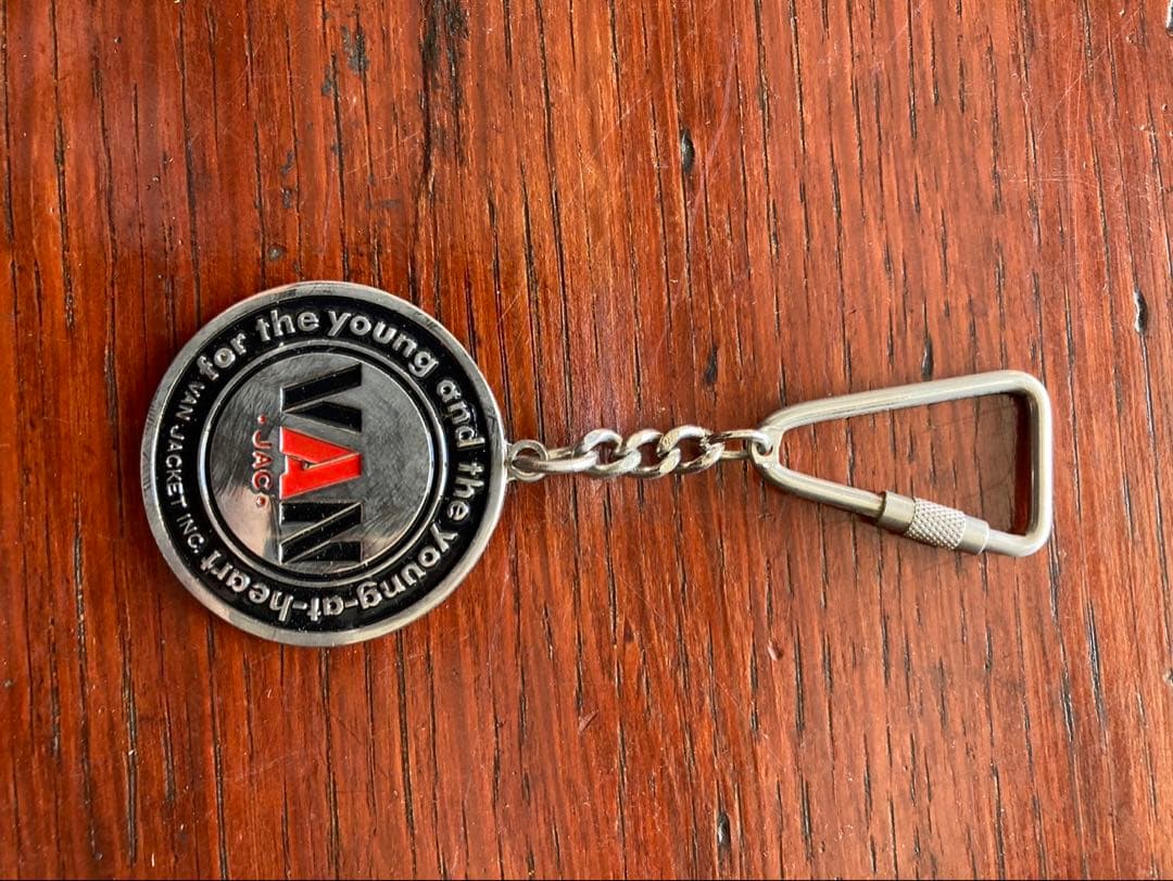 VAN キーホルダー 缶バッジ セット