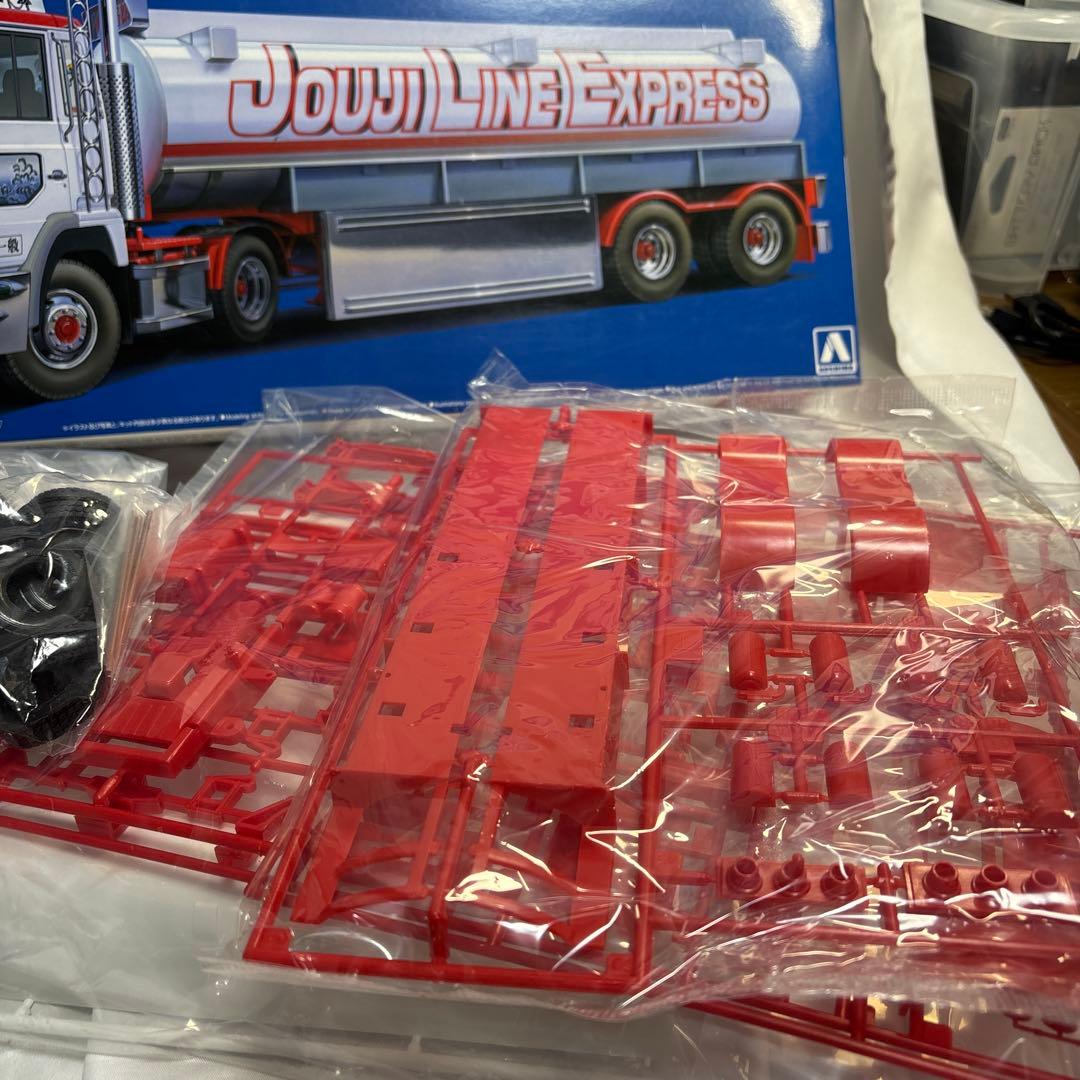 露*香様 1/32 バリューデコトラシリーズ No.1 鮫肌慕情 大型ローリー