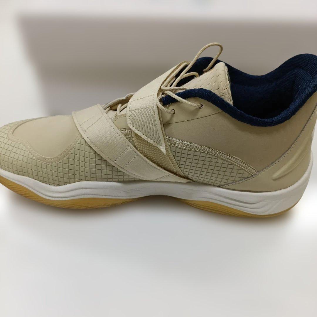 美品 new balance シューズ リンドーア