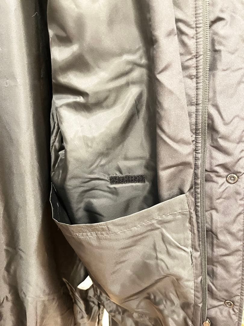 美品 ニューバランス フード ロゴ ロング ベンチコート ジャケット ブラックM