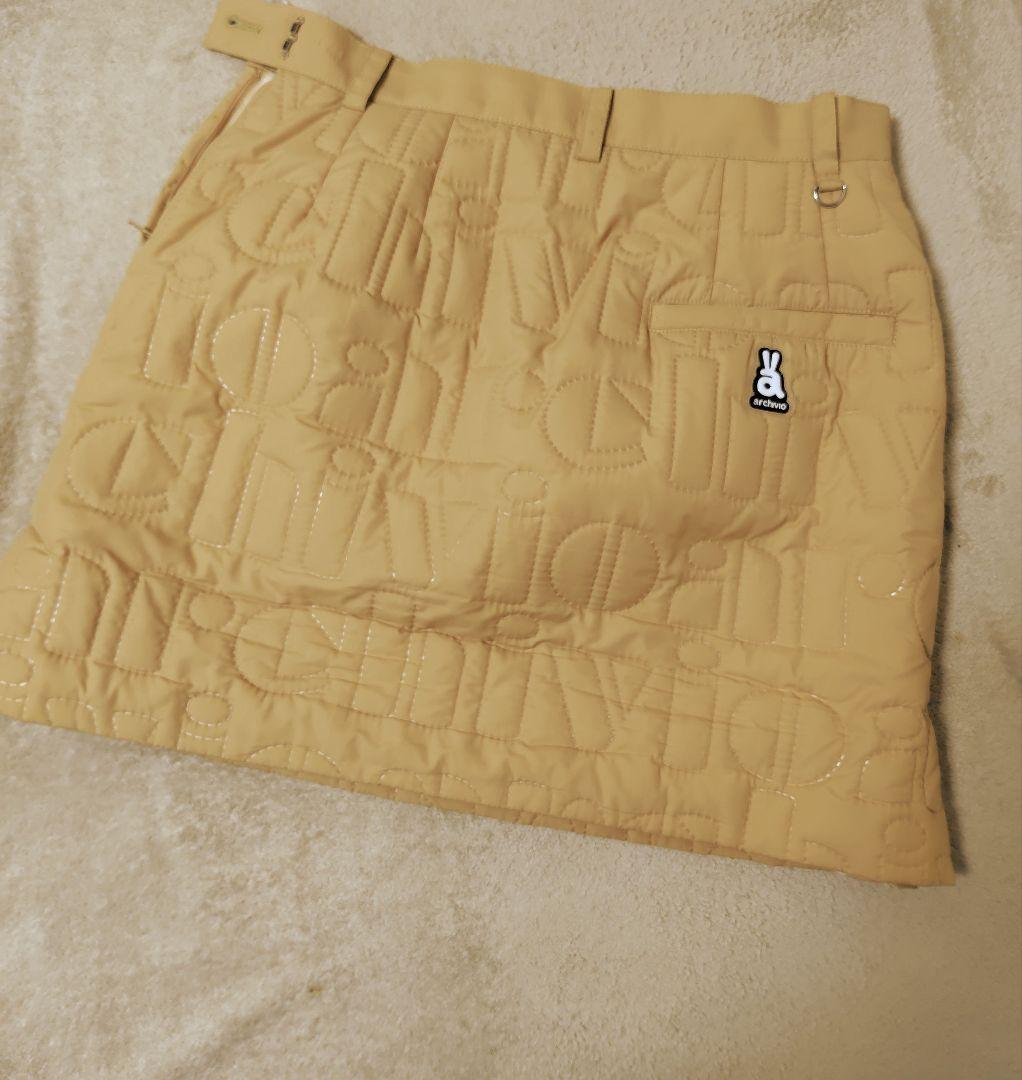 archivio ロゴキルト中綿スカート　ベージュ　38　2025秋冬