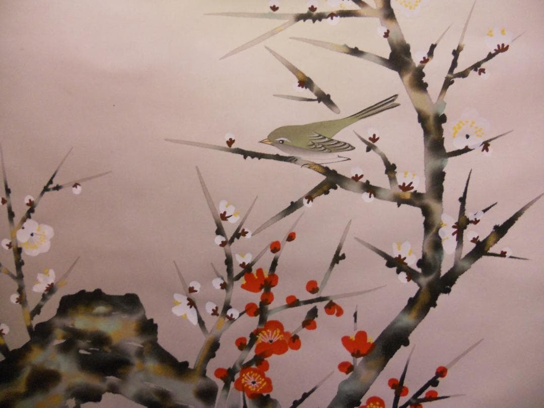 掛け軸 美峰 紅白梅 絹本 希少 軸装 茶道具 掛軸 美品 です。