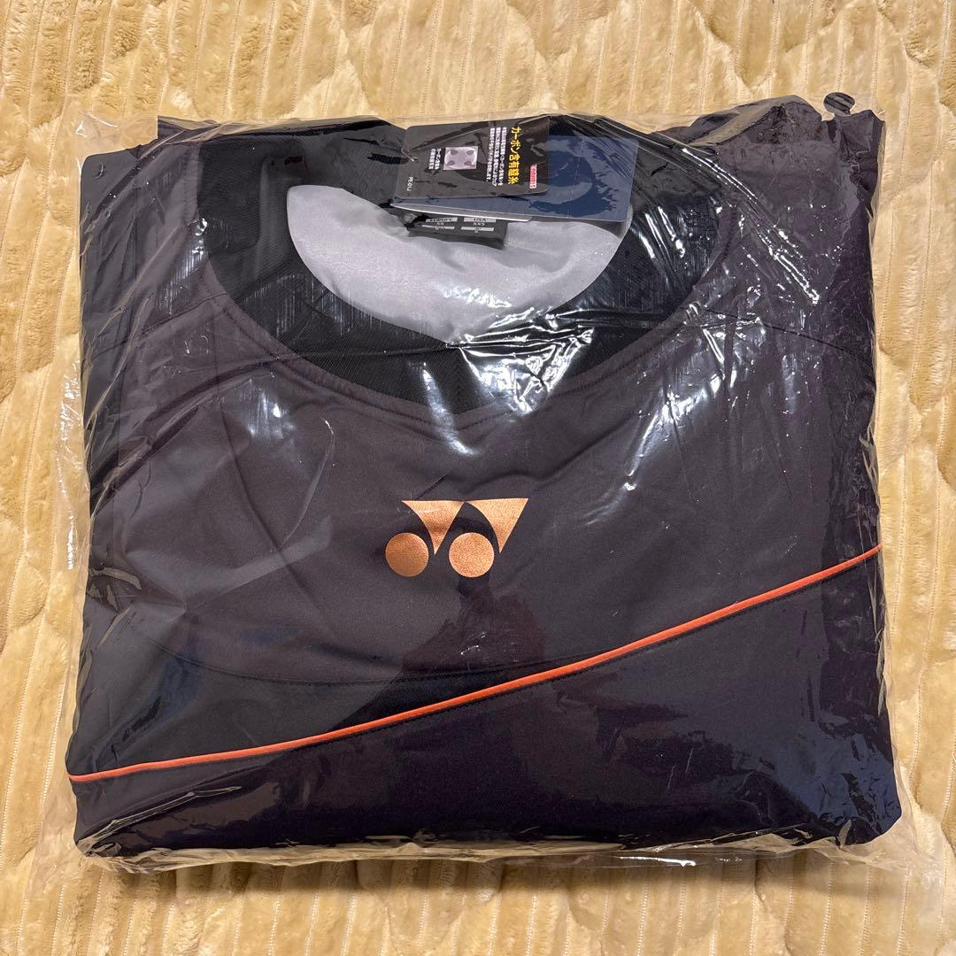 ヨネックス 90091中綿Vブレーカー