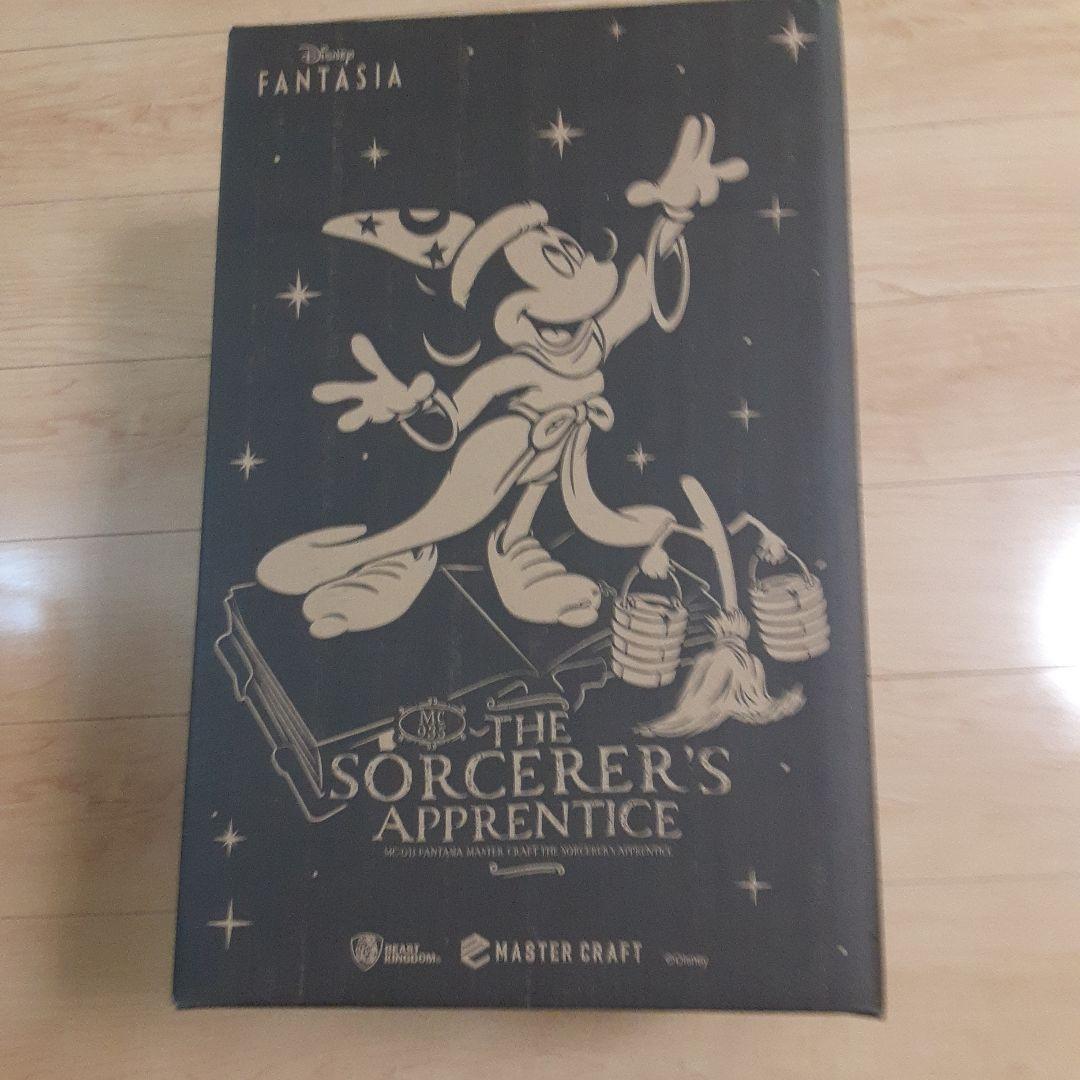 【マスタークラフト】『ファンタジア』ミッキーマウス（魔法使いの弟子）フィギュア