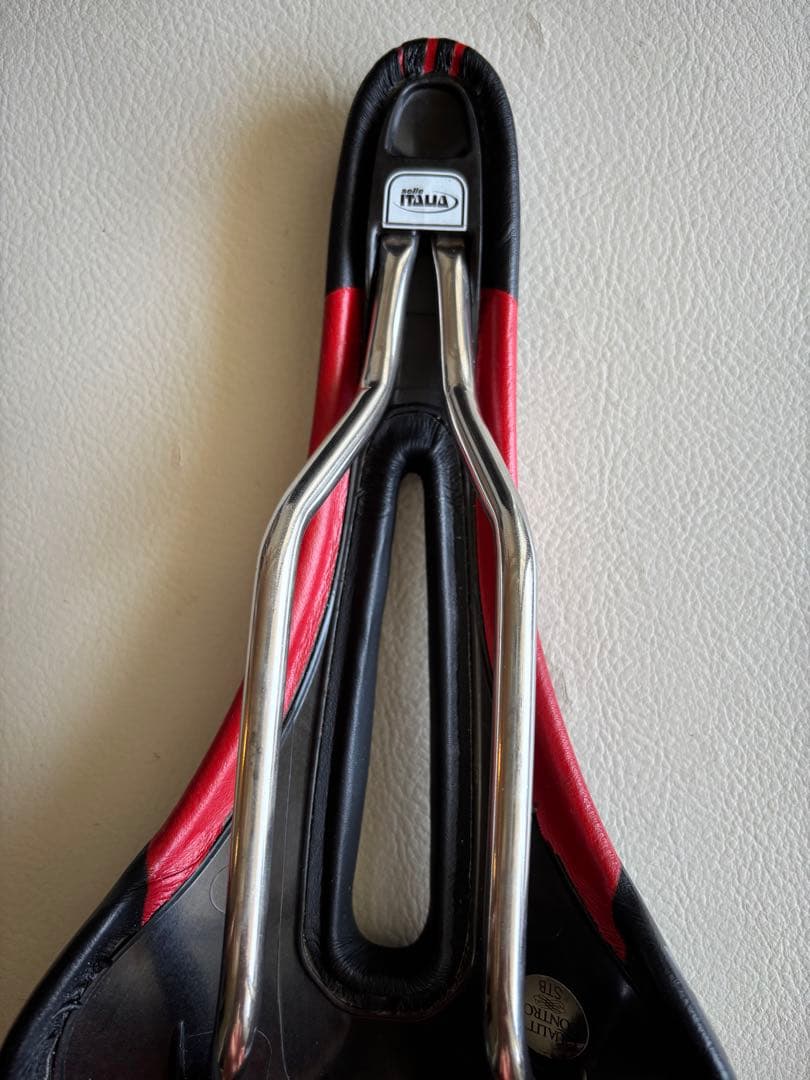 Selle ITALIA SLR Team Edition Flowサドル