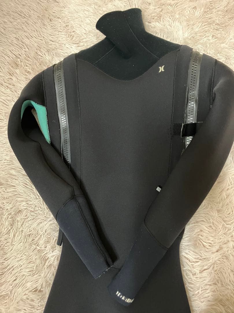 Hurley ドライスーツ　ウェットスーツ　ネックリング　レディース