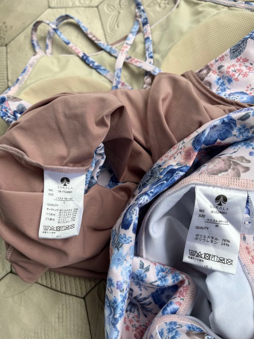 【SUKALA】エンブロイダリープリントカバーキャミソール　& レギンス