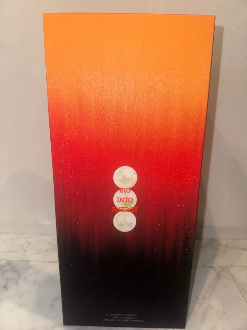 ROCK THE UNIVERSE Labubu ラブブ ロック