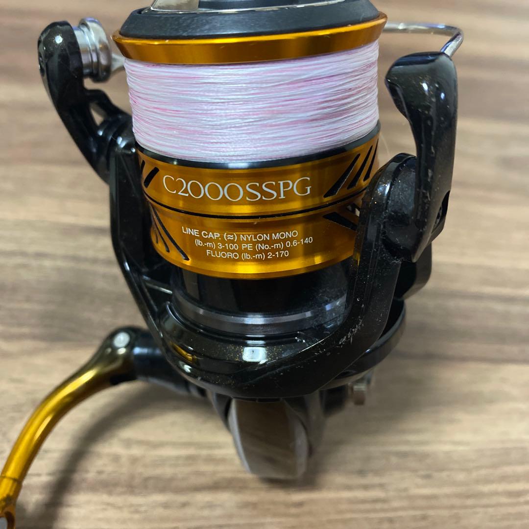 シマノ　C2000SSPG スピニングリール 黒/金