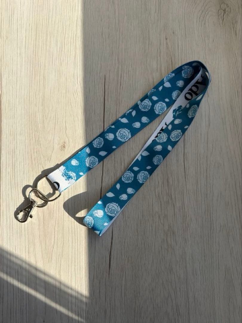 Ado ネックストラップ 白 マーズ ガチャ 会場限定