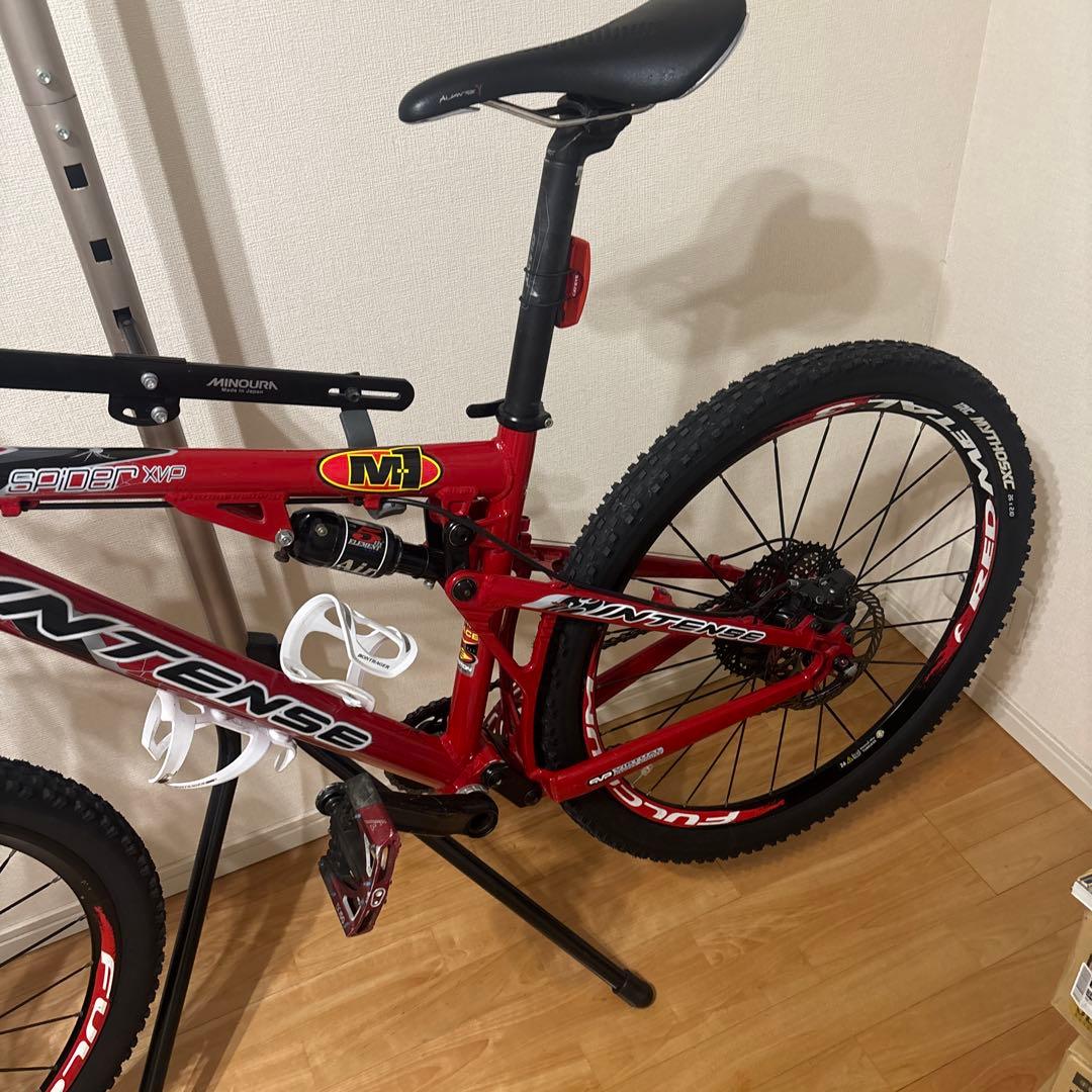 インテンス　intense マウンテンバイク