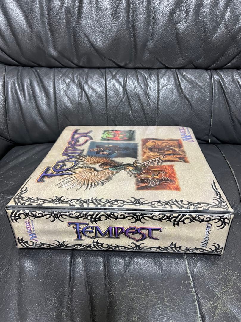 【希少オフィシャル品】マジックザギャザリング9ポケットカードホルダー【MTG】